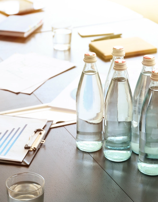acqua in vetro ditta petrolati